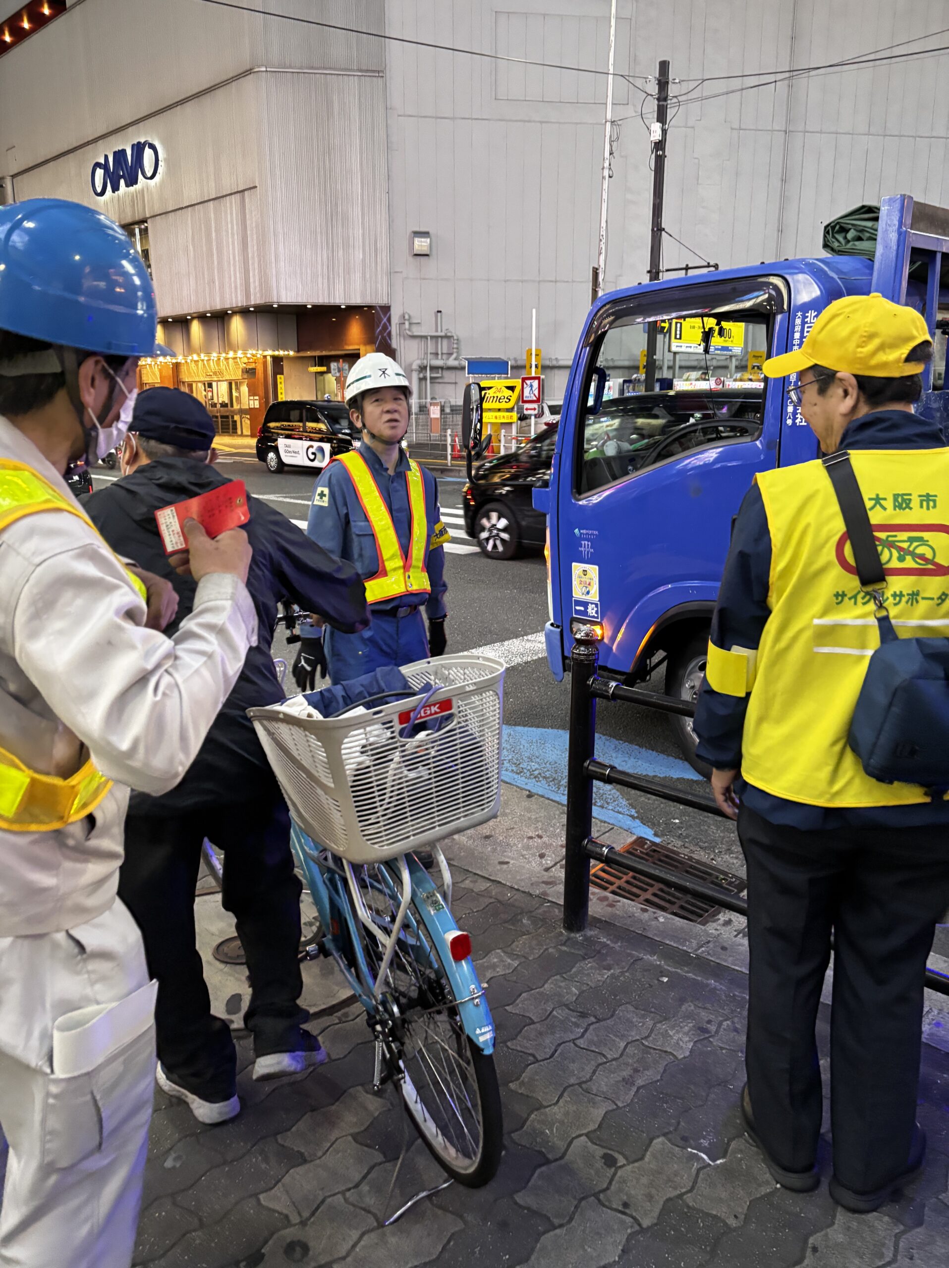 迷惑駐輪夜間撤去